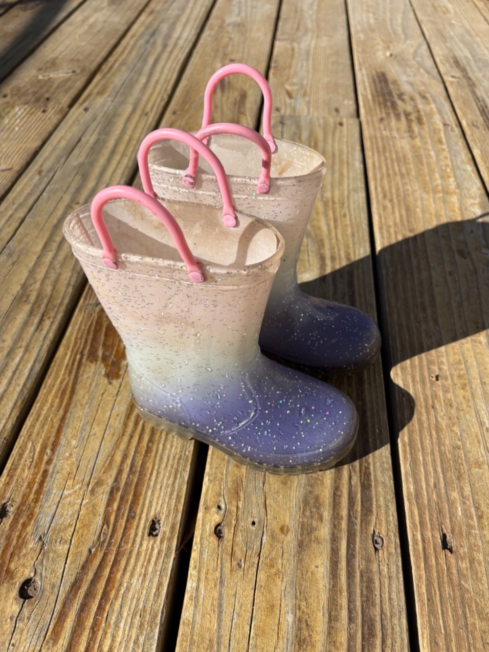 Shoes - Picture 4 of 5